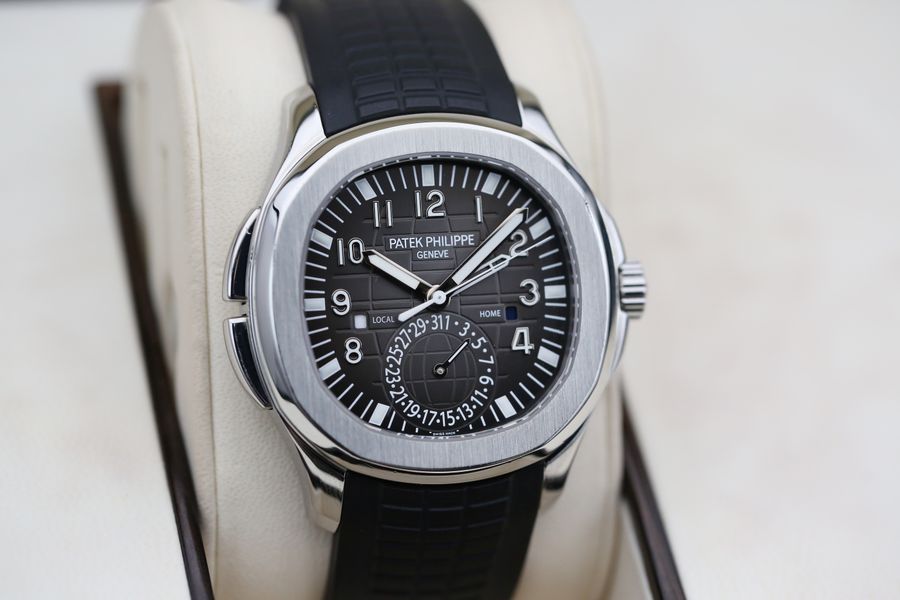 Patek Philippe Aquanaut 5164A-001